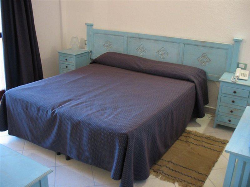 Borgo Saraceno Hotel-Residence ซานตา เตเรซา กัลลูรา ภายนอก รูปภาพ