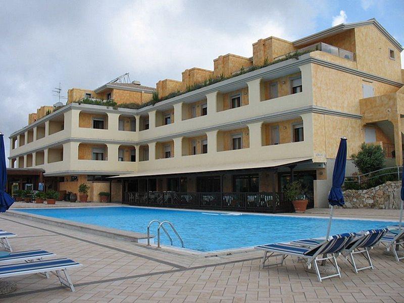 Borgo Saraceno Hotel-Residence ซานตา เตเรซา กัลลูรา ภายนอก รูปภาพ
