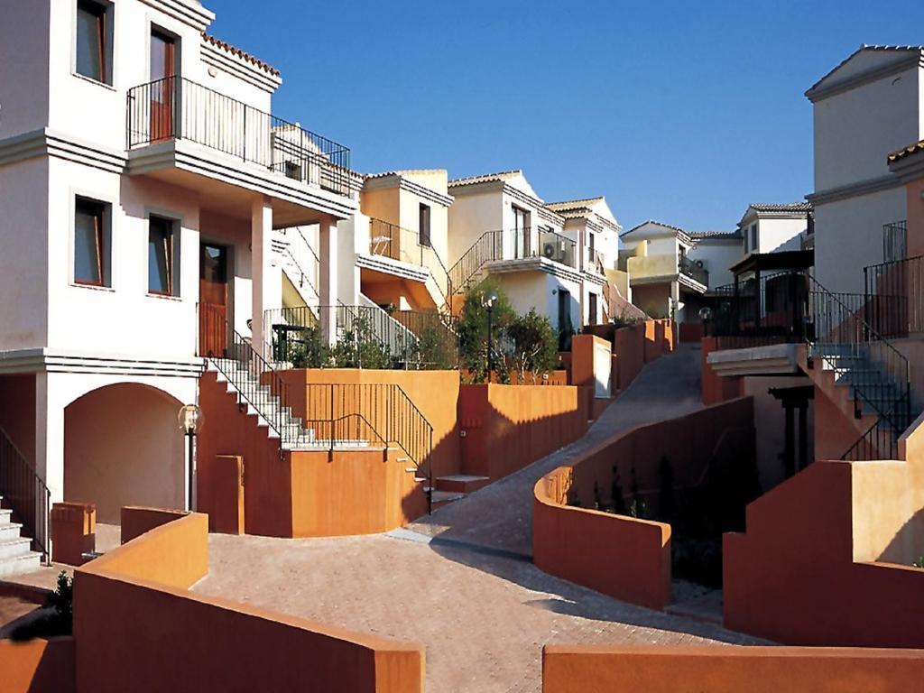 Borgo Saraceno Hotel-Residence ซานตา เตเรซา กัลลูรา ภายนอก รูปภาพ