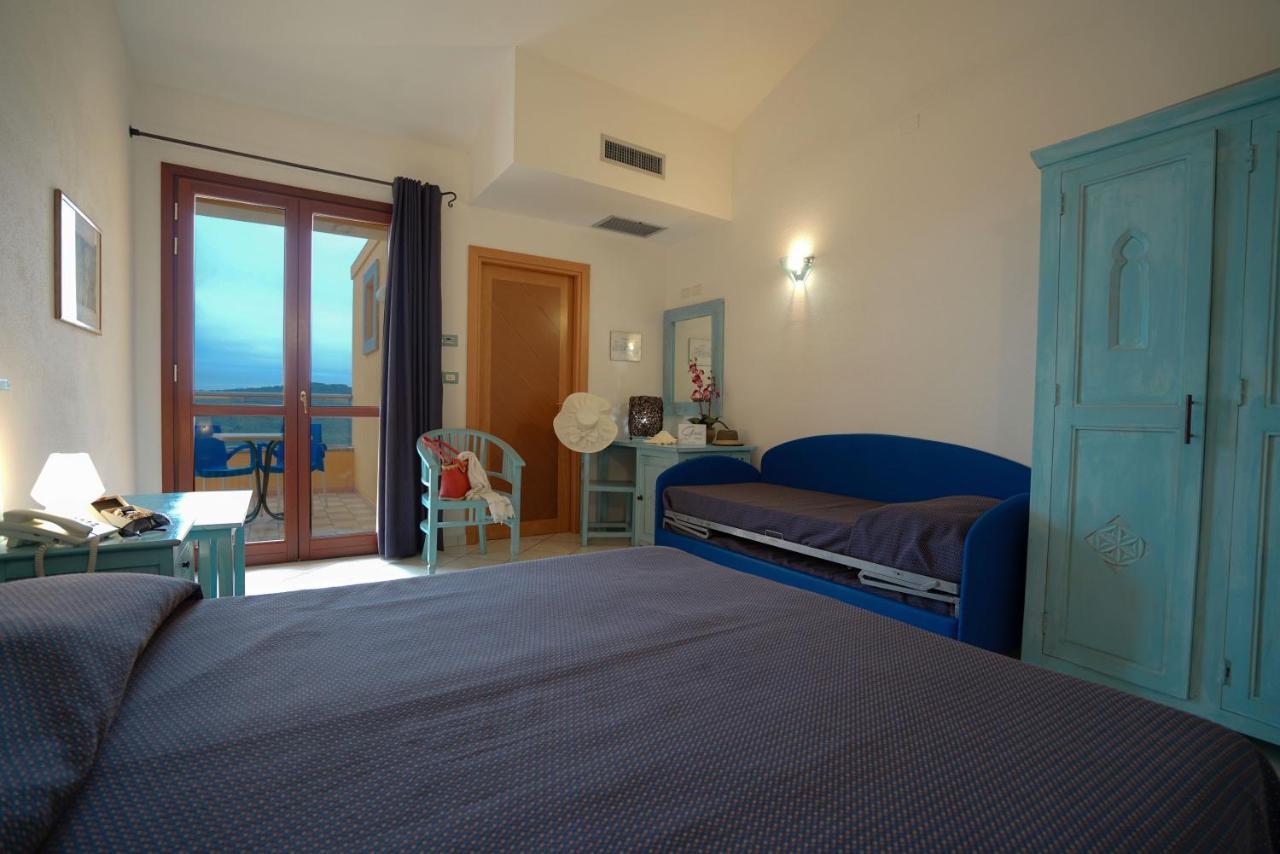 Borgo Saraceno Hotel-Residence ซานตา เตเรซา กัลลูรา ภายนอก รูปภาพ