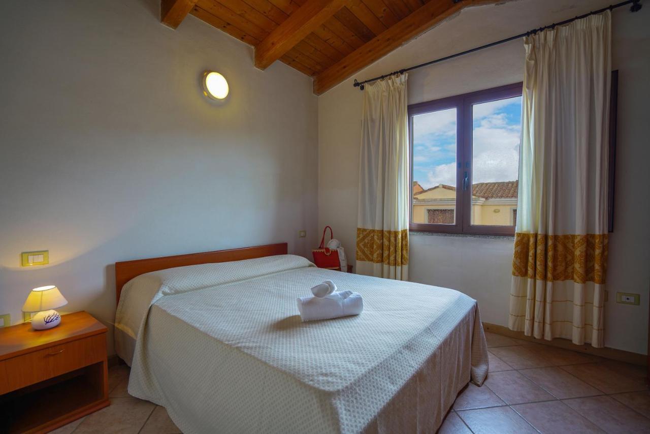 Borgo Saraceno Hotel-Residence ซานตา เตเรซา กัลลูรา ภายนอก รูปภาพ